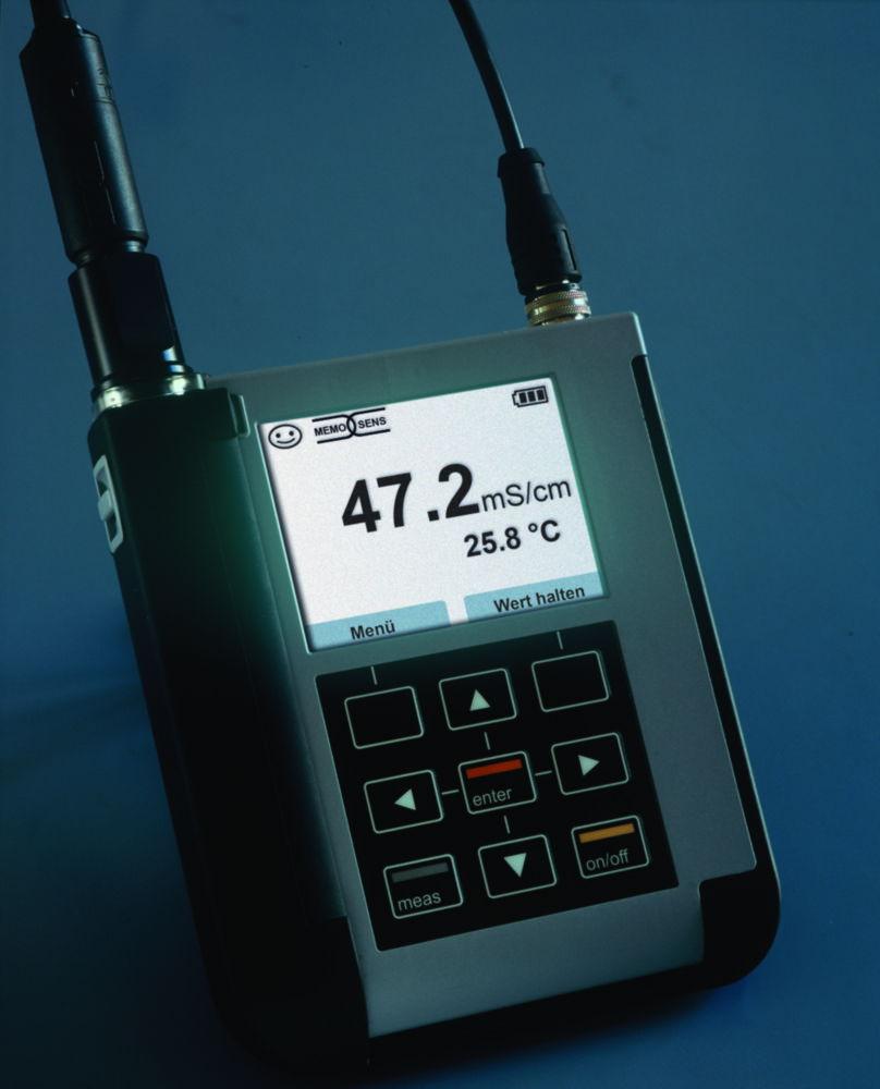 Portavo® 907 Multi Cond for analog conductivity sensors or digital Memosens-sensors
